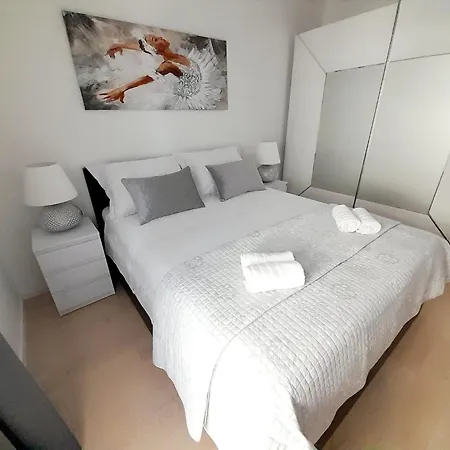 With Wifi - 22872 Apartment *