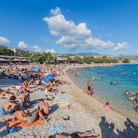 With Wifi - 22872 Split